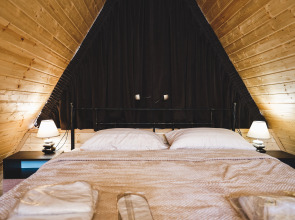 Apartments Luno Cottage