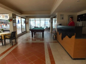 Апарт-Отель Tuntas Suites Altinkum