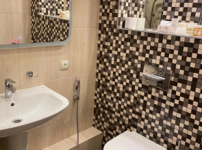 Апартаменты на Средней 13