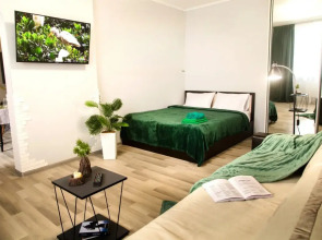 Квартира возле Самолёта