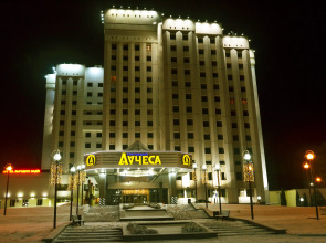 Отель Лучеса