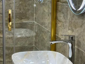 Отель Grand Mirror