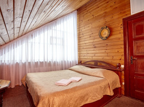 Отель Белое и Черное