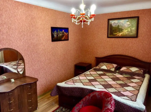 Гостевой Дом  У Звонницы монастыря с баней