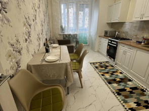 Квартира Уютная Светлая Квартира с Новым Ремонтом в Центре Города