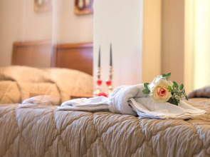 Отель Pontikonisi