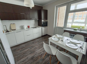 Квартира Двухкомнатная на улице Крайняя/ проспекте Мира