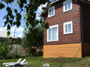 Izumrudny Private House