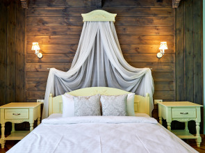 Отель Фальварак Купала