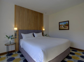 Отель Grand Khan Tengri