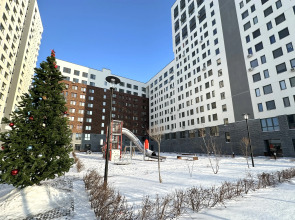 Апартаменты Элитные на берегу реки Тура с видом на Мост Влюбленных