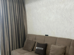 Novaya Svetlaya Uyutnaya Dlya Semeynogo Otdykha I Delovykh Poyezdok Flat