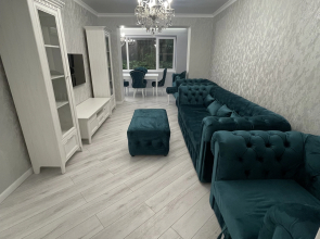 Dvukhkomnatniy Lyuks Flat