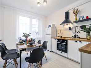 Great view 2-rooms Apartment 2 Min Walk to Raykin Plaza 2