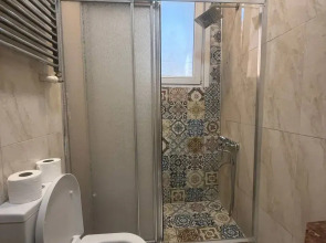 Апартаменты 3BR Flat Old Style 4AC Terrace, Metro