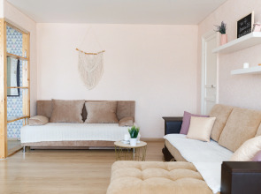 Просторная Двухкомнатная Квартира на 6 Гостей Проспект Октября 101 Театр Кукол