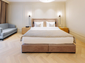 Апарт-отель Four Seasons