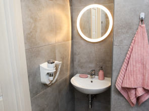 Апартаменты В Небоскребе с видом на Останкинскую башню 1