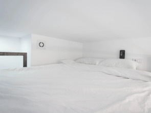 Квартира Уютная Студия на Петроградской Стороне