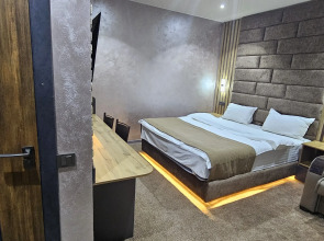 Отель Homy House