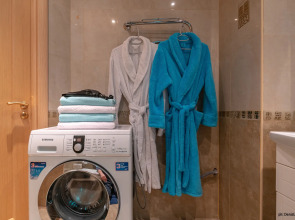 Апартаменты Пять Звезд на Омской