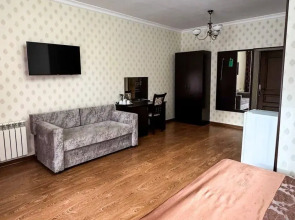 Отель Кавказ