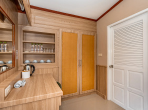 Отель The Outdoor Kata