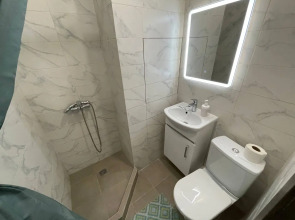 Апартаменты MAXI на Народная 23