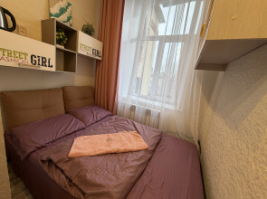 Uyutnaya Studiya Nedaleko Ot Vokzala Lodging house