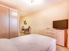 Апартаменты на Дунайском 23