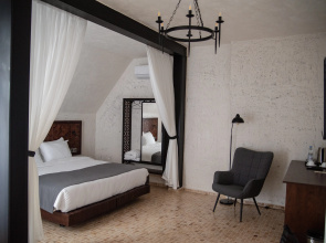 Отель Kazma Boutique Hotel