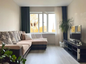 Квартира на Рихарда Зорге 42