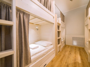 Хостел Изба