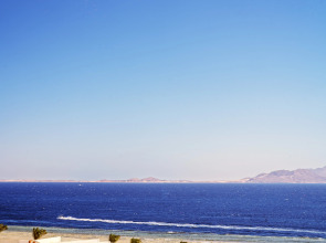 Sunrise Remal Beach Resort