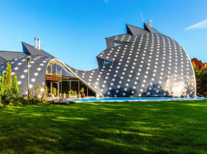 Chastny Dom Eksklyuzivny Elitny Dom Postpoenny Po Avtopskomu Proektu Private House