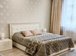 Апартаменты в центре с тремя спальнями на Червякова 55 рядом с парком Победы