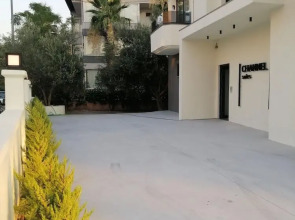 Апарт-отель Channel Suites