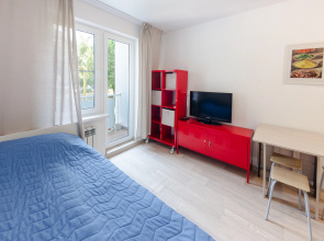 Na Cherepovetskoj 3 Apartments