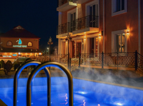 Villa Maralis Hotel