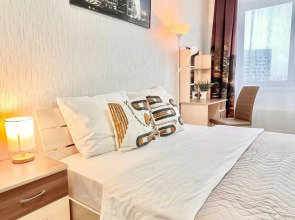 Апартаменты На Революции 52В