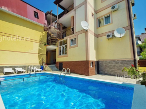 Galina Guest House