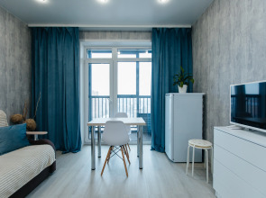 Квартира Комфортная Двухкомнатная с Видом на Реку