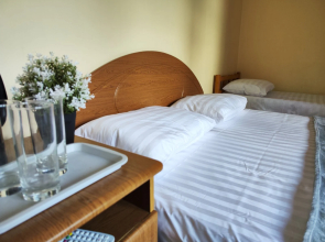 Yuzhny Dvorik Guest House