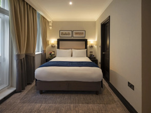 Wellington Hotel by Blue Orchid