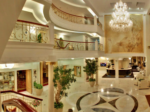 Отель MCC Mazurkas Conference Centre & Hotel