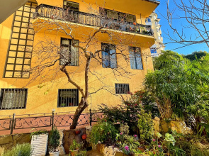 320 m² in the Very Center of Sochi Private House