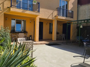 Отель Nutsa in old Tbilisi