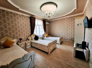 Отель Shahram Plus