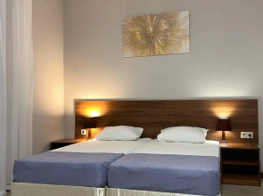 Gostevoy Dom Biryuzovy Guest House