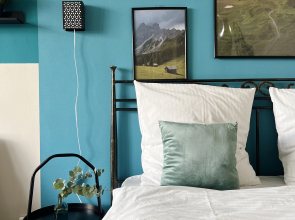 Апартаменты UraganAPART Мятная свежесть в дoме Шурика